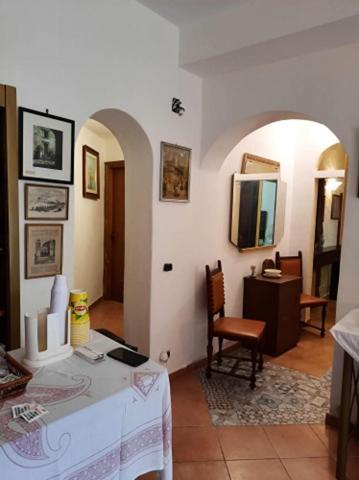 B B Casa Vacanze Il Pino Di Pino Ласкари Екстериор снимка